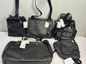 Comprar ahora: Mixed Lot of Assorted Leather Bags by Winn International 