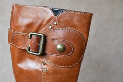 Selling: BOTTES CAVALIERES CUIR TRIVER 38