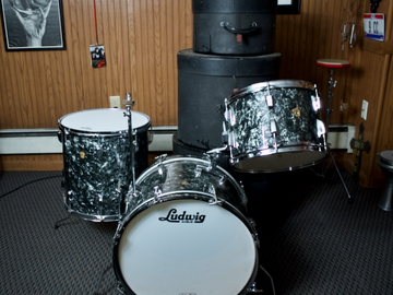 Selling with online payment: 1966 Super Beat BDP, with hard cases