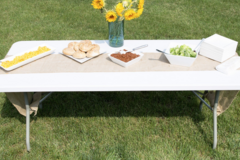 Renting out with online payment: Folding Table (6 ft)