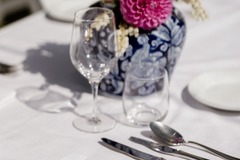 Selling: White Linen napkins 