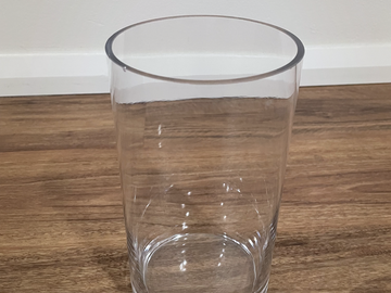 Selling: Glass cylinder vases