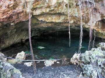 Experiential Travel (individual): Adventure: Anjanamba Cave