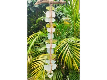  : 30cm long garland made with driftwood and sea glass.