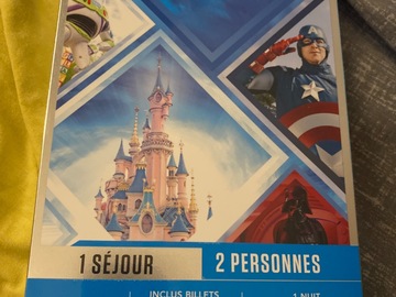 Vente: Coffret Tick'nBox "Disneyland - Séjour en duo 2 parcs" (579,90€)