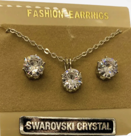 Swarovski and Australian Boxed Jewelry Sets & Earrings Stunning