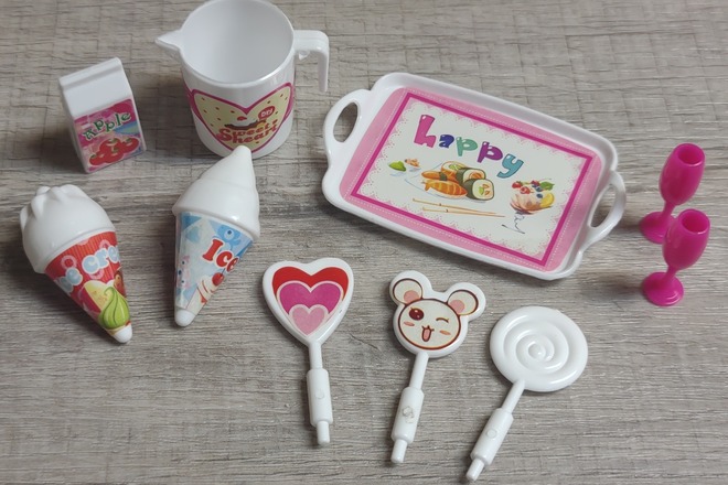 200pcs. Adorable Barbie Food/Utensils for Fashion Dolls