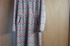 Selling: Vintage zig zag dress