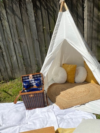 SunnyBug Luxury Picnics 