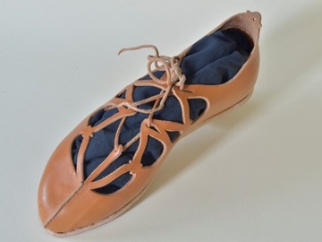 Fabrication: Römische Schuhe Modell L 05