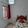 Rooms for rent: `Single bedroom available