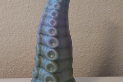 Selling: Bad Dragon Ika m/large suction cup (shipped from Germany)