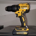 Renting out with online payment: Dewalt Drills