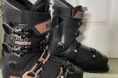 Winter sports: Salomon s-pro alpha ski boots, size 25/25.5