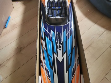 Selling: TRAXXAS M41 WIDEBODY BOAT