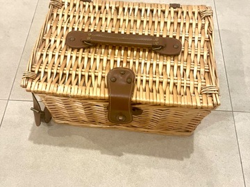 Renting out with online payment: Picnic Basket Set