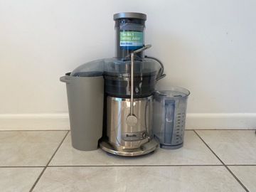 Renting out with online payment: Breville Juicer 