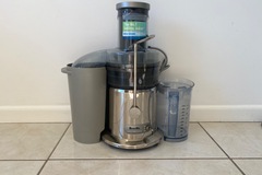 Renting out with online payment: Breville Juicer 