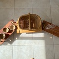 Renting out with online payment: Picnic Pack (Basket, Platters and table) 