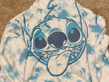 Selling with online payment: Stitch Sweatshirt