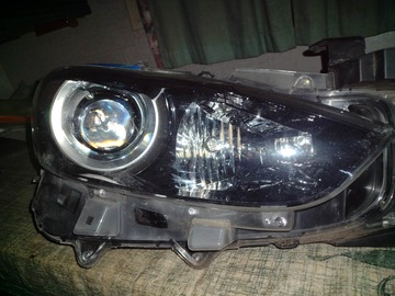 Selling with online payment: 2017 to 2018 Mazda 3 - RH Halogen Headlight
