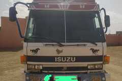 Location: Location Camion benne ISUZU
