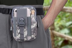 Comprar ahora: Outdoor Sports Waist Bag Tactical Multi-tool Waist Bag - 30pcs