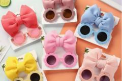 Comprar ahora: 30 Sets Cute Cartoon Bbay Girl's Sunglasses & Bow Headband Set