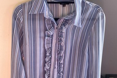 Shop: Striped blouse