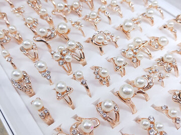 Bulk Lots: Luxurious Fashion Faux Pearl Ring - 100pcs