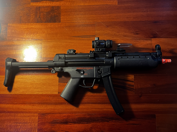 Selling: H&K Elite Series MP5A5 Airsoft AEG Rifle