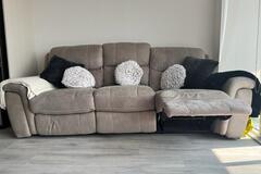 Individual Seller: Leons 3 seater recliner sofa 