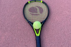 Vermieten und mieten/ Barzahlung: Tennisschläger 
