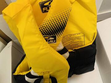 Rent per day: XL & M Adult Universal 3-Buckle PFD/Life Jackets