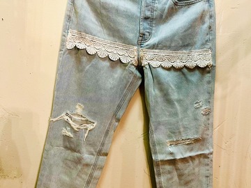Buy Now: 36X Ladies Jeans by Old Navy MRSP: $1500.00