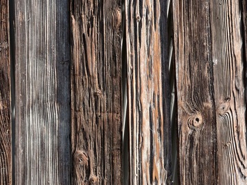 Selling: Reclaimed Rustic RWD 1x8x8’