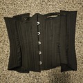 Selling with online payment: Black steel boned underbust corset