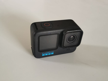 Renting out with online payment: GoPro Hero 10 Action Camera