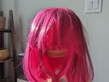 Selling with online payment: Hot pink, straight bob-cut wig