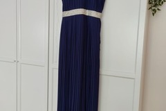 Myydään (Yksityinen): Tummansininen kaason mekko hopealla vyötärön koristeella