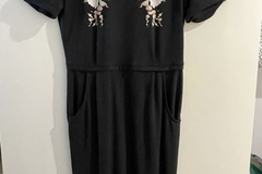 Selling: Size M Pencil Capped Sleeve Black Dress - Floral Exposed Zip