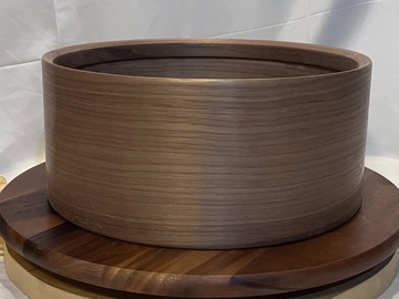 Selling with online payment: Famous Steam-bent, single-ply walnut shell 6"x14"