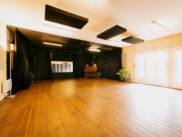 Location à l'heure: Studio de répétition - Akwaba
