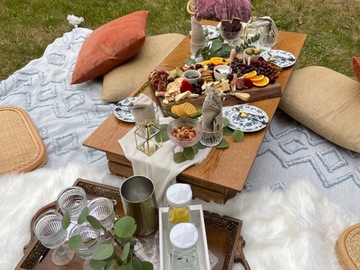 Offering with online payment: Luxury Picnics in Door County, WI