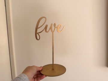 Selling: Gold table numbers 1-6