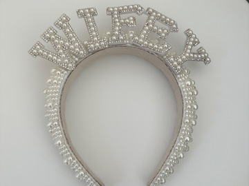 Selling: WIFEY faux pearl headband and veil
