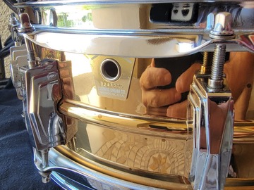 Selling with online payment: 1990's Ludwig Bronze Snare Drum 5x14 