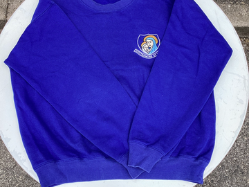 Selling With Online Payment: St Mary's Sweatshirt Size XS