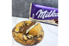 Selling: Milka Range Cookie (Dessert size) - 10cm 120g