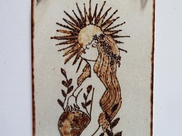Vente au détail: Décoration en bois "Mère Gaia"